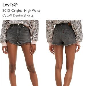 Levi’s 501 cut off denim shorts